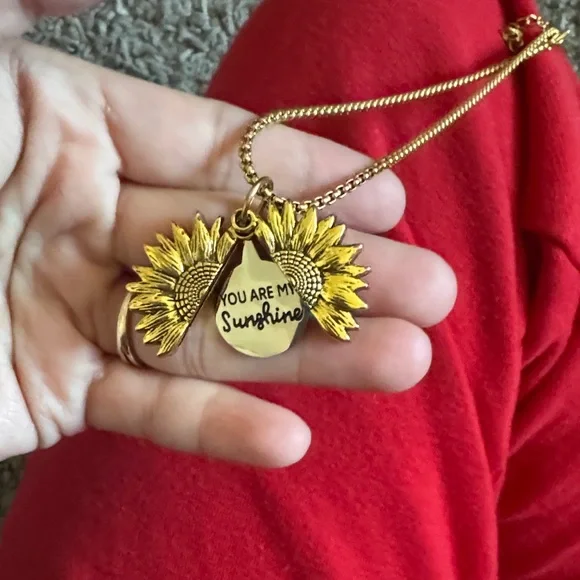 You r my sunshine Gold Sunflower Pendant Necklace - Picture 2 of 4